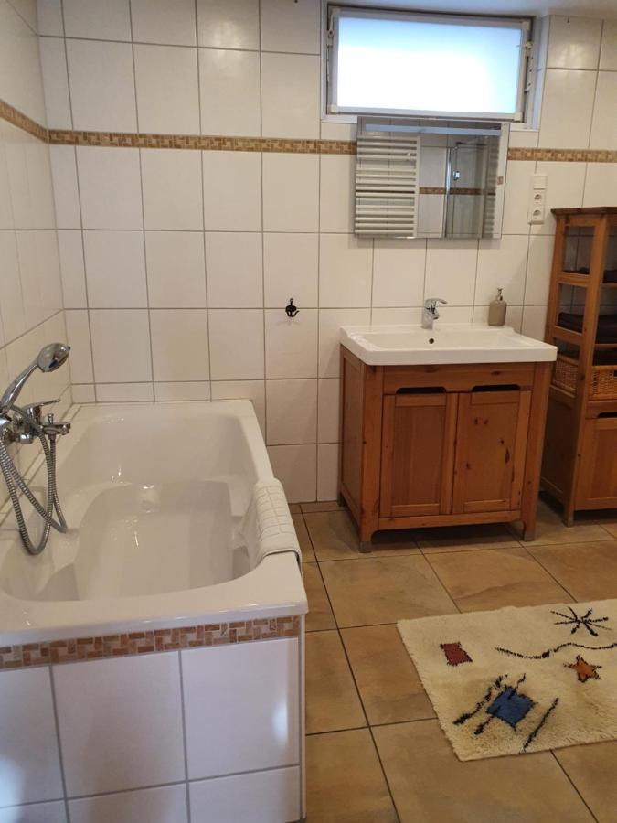Ferienwohnung Gemütliches Fachwerk im Oberbergischen Wiehl Exterior foto